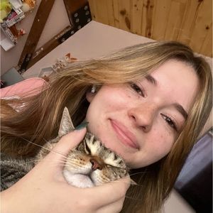 Meet your Posher, Arianna